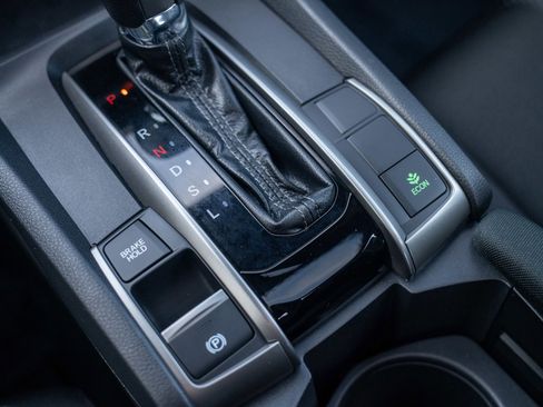 Used 2019 Honda Civic EX image 17