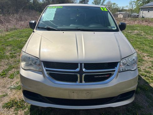 Used 2012 Dodge Grand Caravan American Value Package image 2