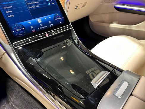 Certified 2023 Mercedes-Benz C 300 4MATIC Sedan image 26