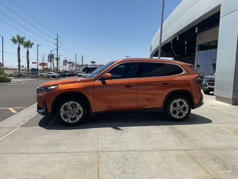 Used 2023 BMW X1 xDrive28i AWD/4WD image 4