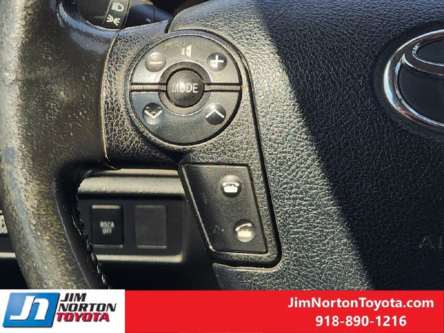 Used 2011 Toyota Tundra Limited w/ Platinum Pkg AWD/4WD image 28