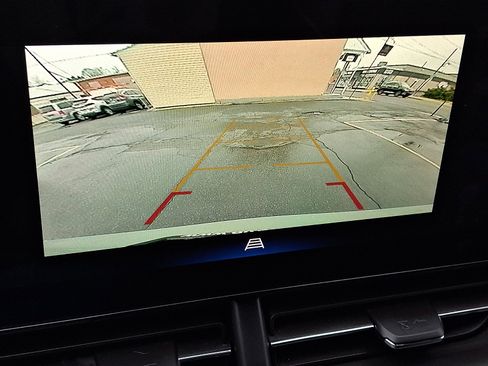 Used 2025 Chevrolet Trax ACTIV w/ Driver Confidence Package FWD image 17