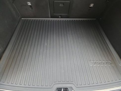 Used 2023 Volvo XC60 B5 Plus w/ Climate Package image 34