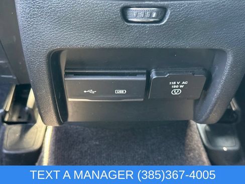 Used 2019 Jeep Cherokee Trailhawk AWD/4WD image 15