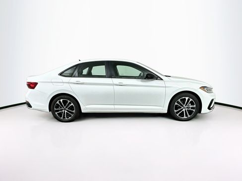 Used 2025 Volkswagen Jetta Sport FWD image 10