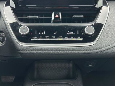 Used 2025 Toyota Corolla SE FWD image 20