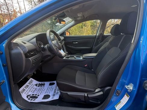 Used 2020 Nissan Sentra SV w/ Lighting Package image 21