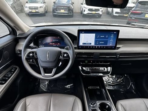 Certified 2024 Lincoln Corsair AWD w/ Equipment Group 101A image 13