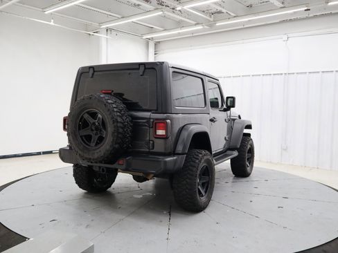 Used 2023 Jeep Wrangler Sport AWD/4WD image 3