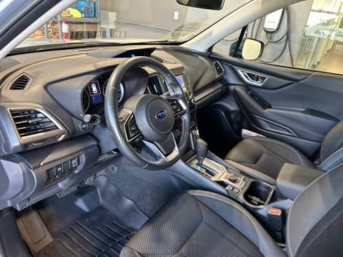 Used 2023 Subaru Forester Premium AWD/4WD image 2