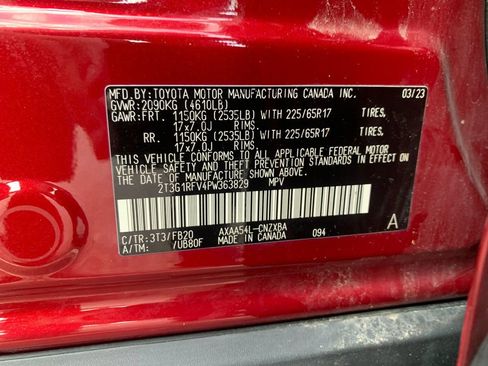 Used 2023 Toyota RAV4 LE AWD/4WD image 33