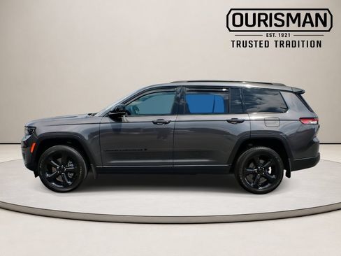 Used 2024 Jeep Grand Cherokee L Altitude AWD/4WD image 6