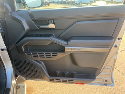 Used 2024 Toyota Tacoma TRD Sport image 47