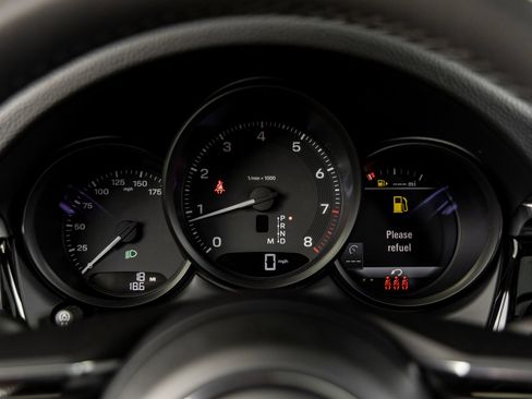 New 2026 Porsche Macan AWD/4WD image 29