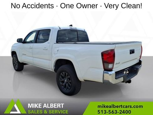 Used 2021 Toyota Tacoma SR5 AWD/4WD image 5