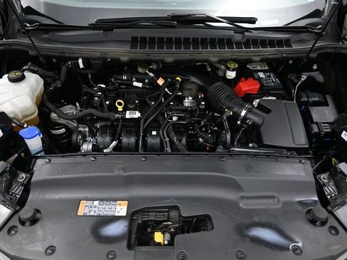 Used 2023 Ford Edge SE AWD/4WD image 11