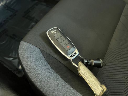 Used 2025 Nissan Versa SV w/ Trunk Package FWD image 21