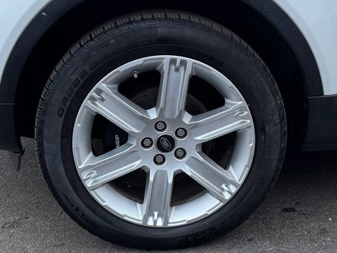 Used 2013 Land Rover Range Rover Evoque Pure Premium image 9