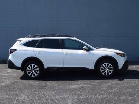 Used 2020 Subaru Outback Premium AWD/4WD image 13