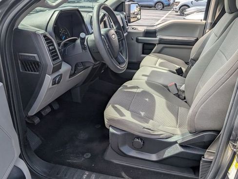 Used 2017 Ford F150 XLT RWD image 9