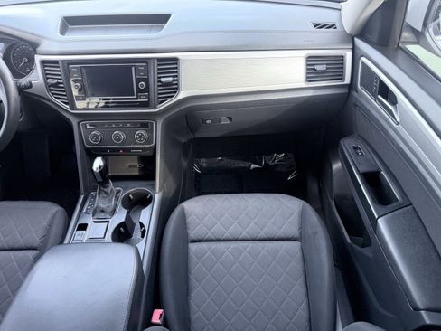 Used 2018 Volkswagen Atlas S image 37