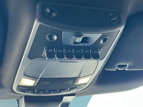 Used 2022 Ford F250 Lariat w/ Lariat Value Package AWD/4WD image 19