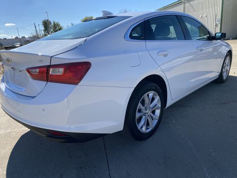 Used 2024 Chevrolet Malibu LT image 9