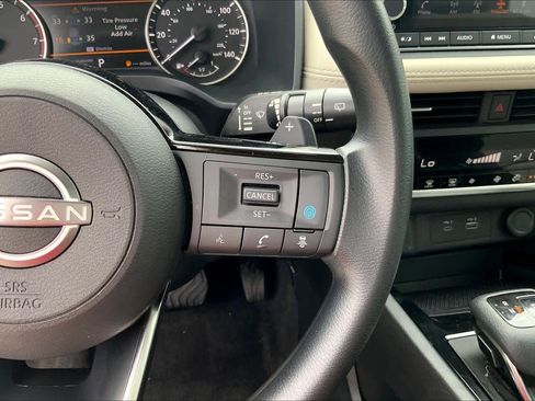 Used 2023 Nissan Rogue SV FWD image 24