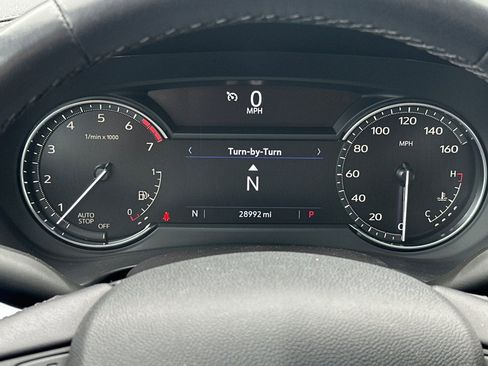 Used 2023 Cadillac XT4 Luxury w/ Cold Weather Package FWD image 33