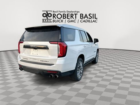 Used 2024 GMC Yukon Denali Ultimate AWD/4WD image 8