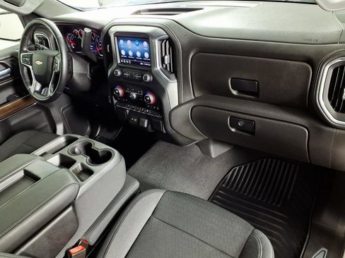Used 2021 Chevrolet Silverado 1500 LT RWD image 13