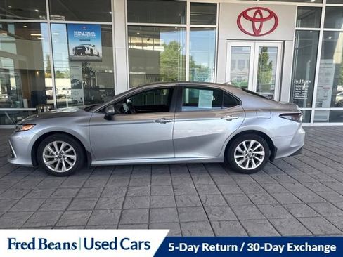 Used 2023 Toyota Camry LE FWD image 18