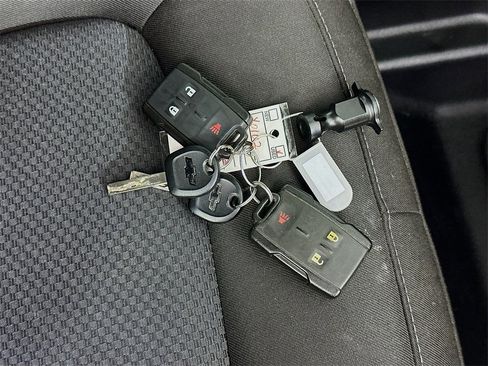 Used 2022 Chevrolet Colorado LT w/ Fleet Safety Package image 30