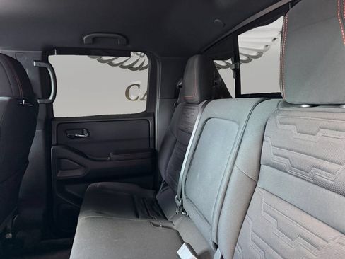 Used 2025 Nissan Frontier Pro-X RWD image 13