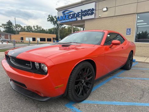 Used 2009 Dodge Challenger SRT8 w/ SRT Option Group II image 1