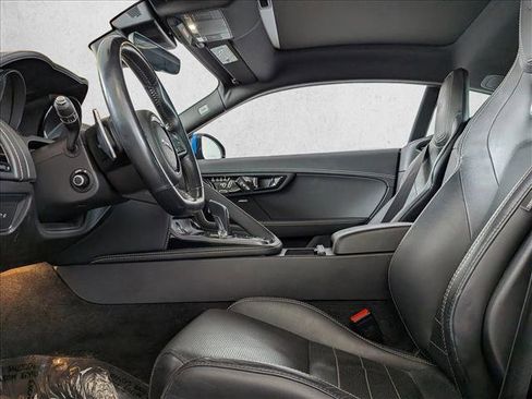 Used 2019 Jaguar F-TYPE R image 13