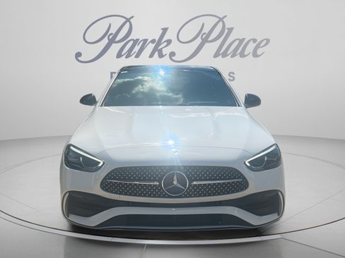 Used 2025 Mercedes-Benz C 300 Sedan image 8