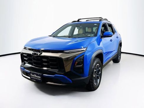 Used 2025 Chevrolet Equinox ACTIV image 3