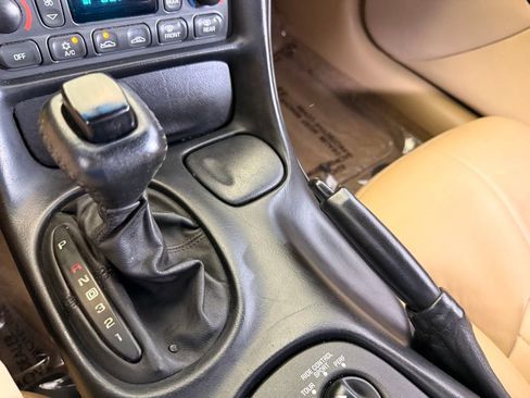 Used 1998 Chevrolet Corvette Coupe w/ Roof Pkg RWD image 37