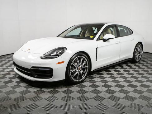 Used 2021 Porsche Panamera 4 AWD/4WD image 27