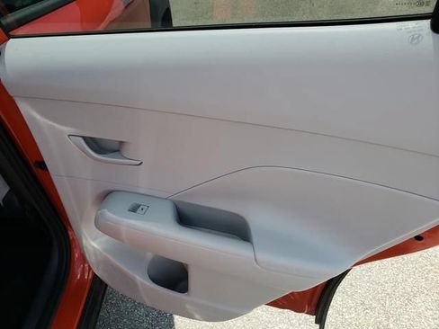 Certified 2024 Hyundai Kona SEL AWD/4WD image 19