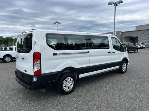 Used 2025 Ford Transit 350 XLT RWD image 5