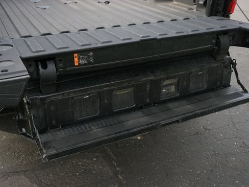 Used 2025 GMC Sierra 3500 Denali Ultimate image 8