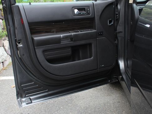 Used 2017 Ford Flex SEL w/ Equipment Group 202A image 12