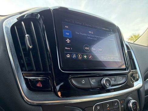 Used 2022 Chevrolet Traverse LT w/ LPO, Floor Liner Package image 31