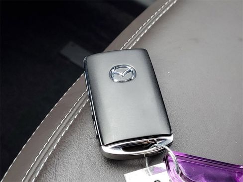 Used 2025 MAZDA CX-5 Signature image 31