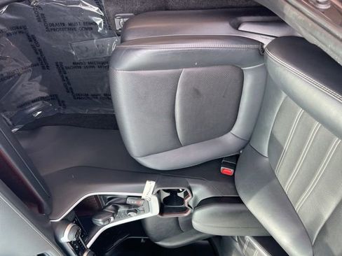 Used 2020 Toyota RAV4 Limited image 29