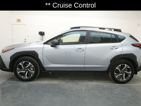 Used 2025 Subaru Crosstrek 2.5i Premium image 4