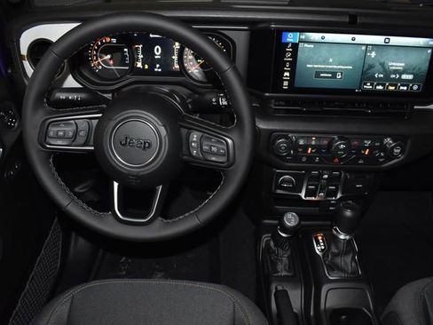 New 2026 Jeep Gladiator Sport image 12