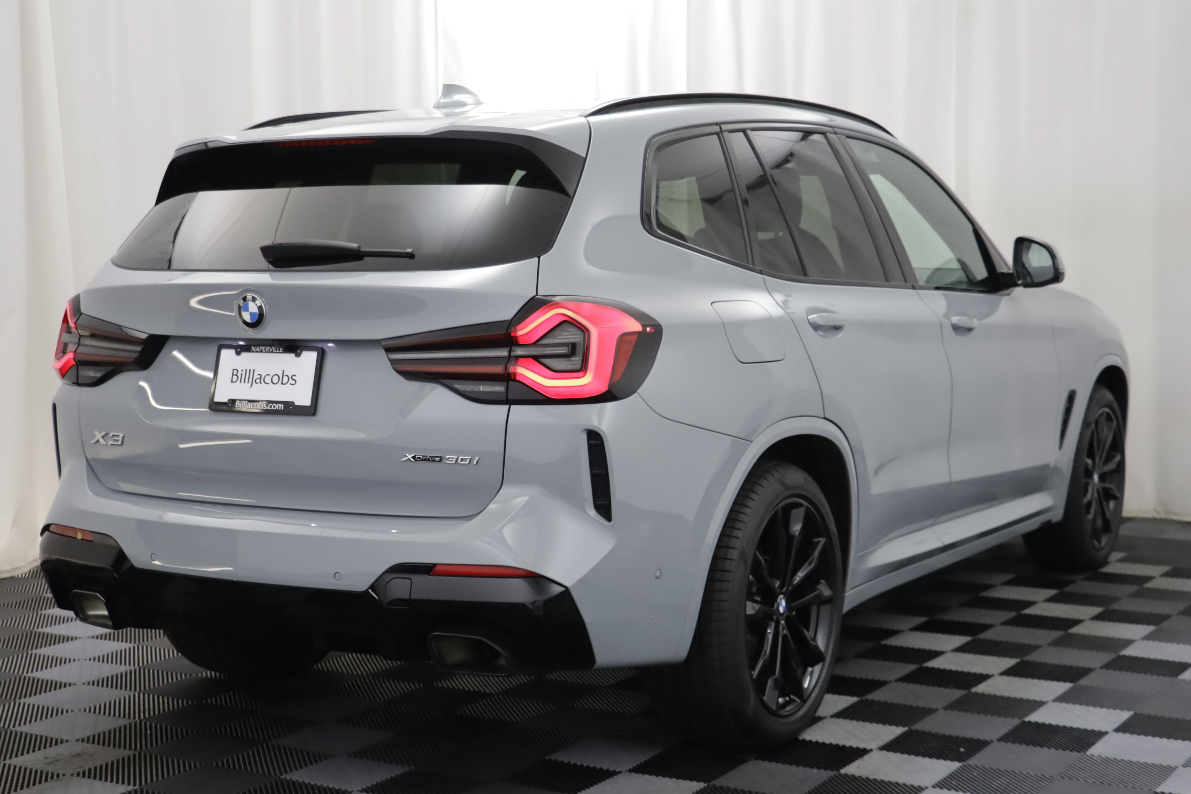 Used 2023 BMW X3 xDrive30i w/ M Sport Package AWD/4WD image 16